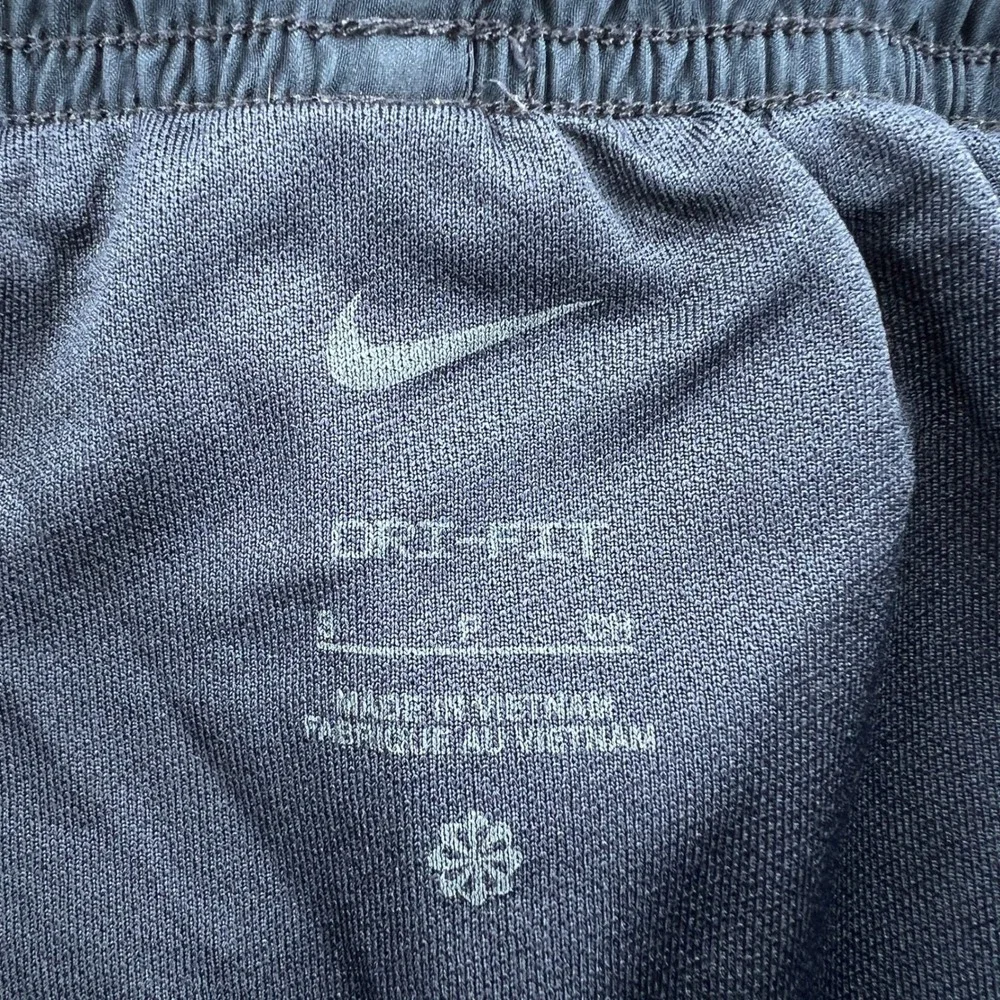 Nike Michigan Wolverines Tempo Dri-FIT Running Shorts Womens Small Blue Lined